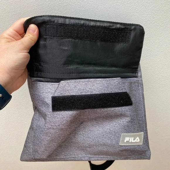 FILA - NWOT Grey Small Messenger Crossbody Bag Adjustable Straps - Picture 10 of 10